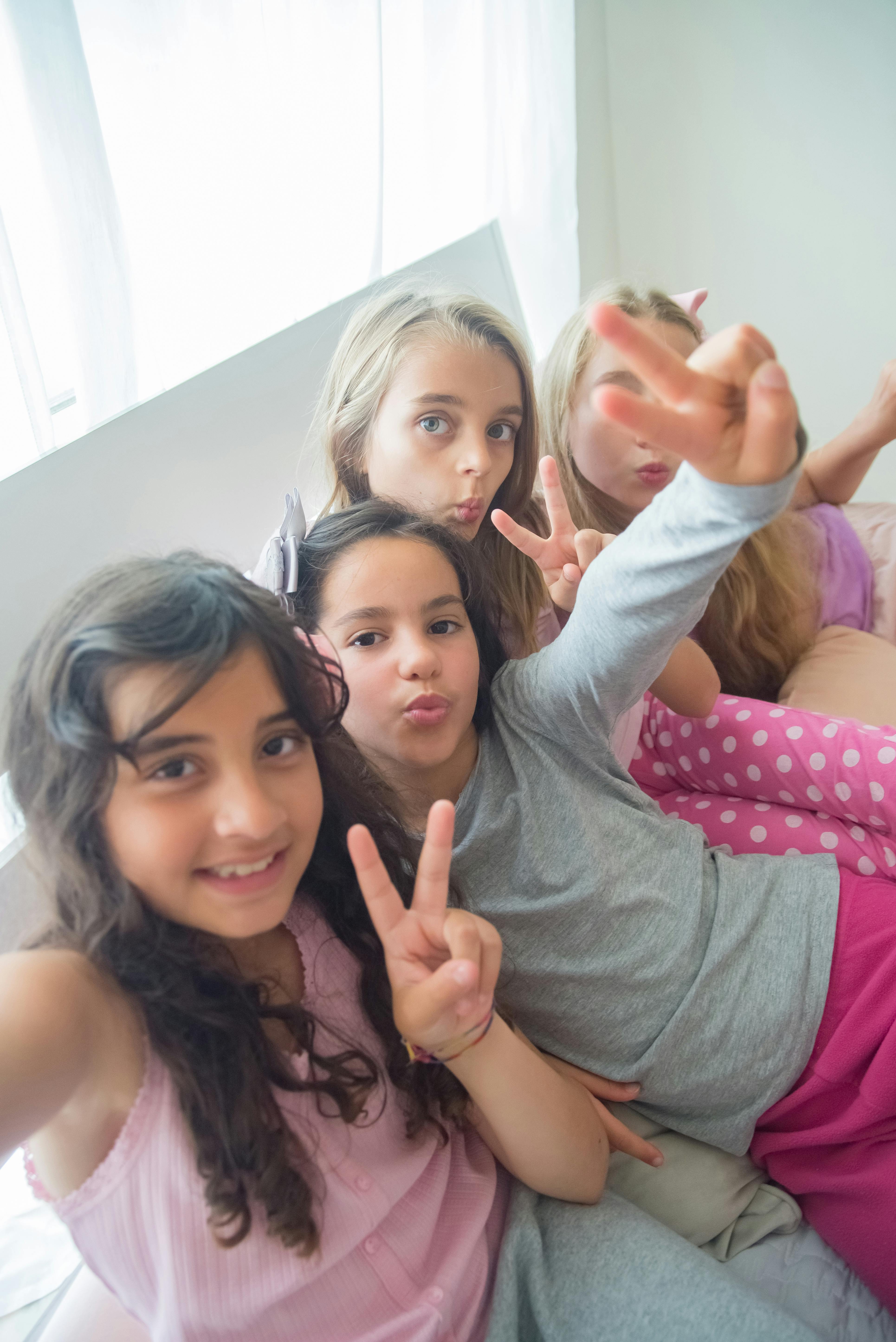 科幻冒险封面图